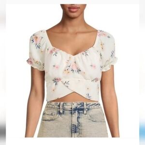 Madden NYC Floral Tie Back Peasant Cropped Blouse